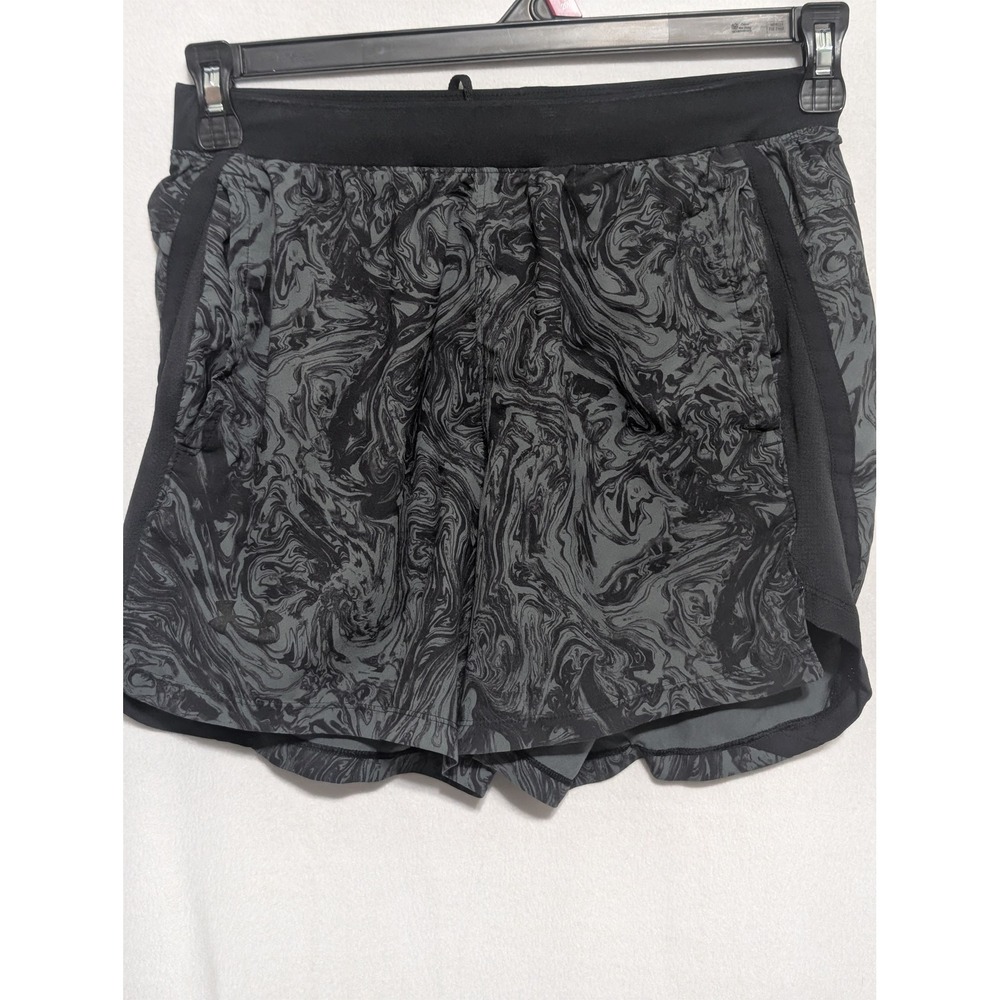 Under Armour Womens Grey Black Marble Swirl Running Shorts Size Medium Fitted